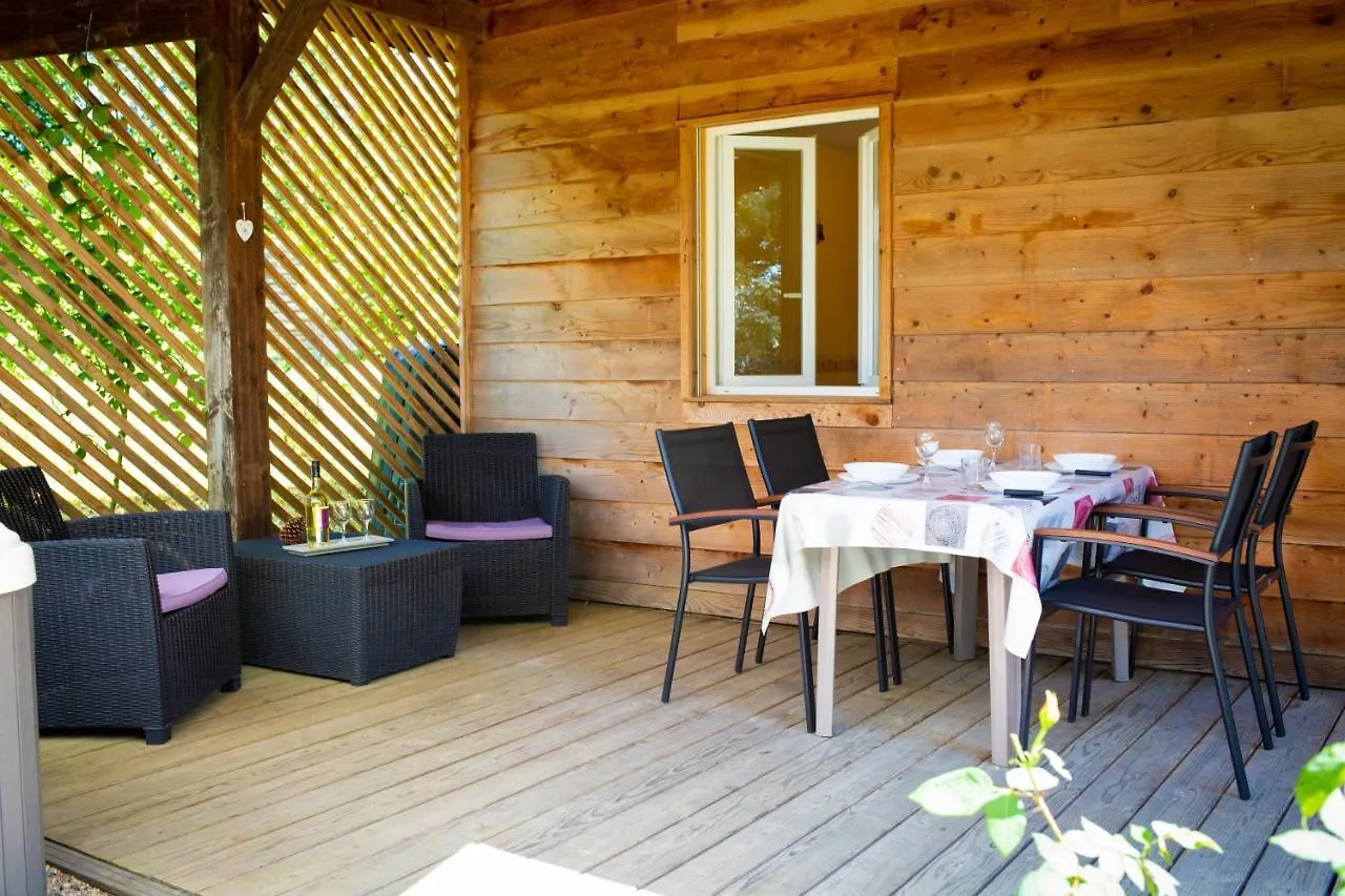Holiday home Les Chalets De Barruerot - Spa Peyrusse-Grande France