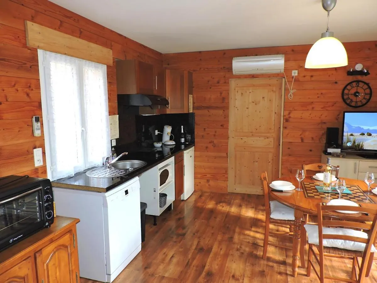 Holiday home Les Chalets De Barruerot - Spa Peyrusse-Grande